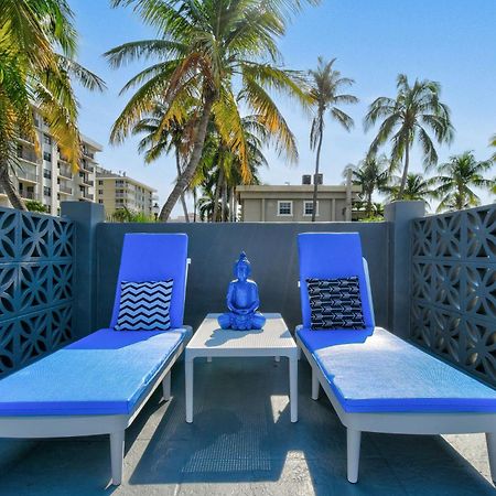 Sunshine Shores Boutique Apartments Palm Beach Shores Buitenkant foto