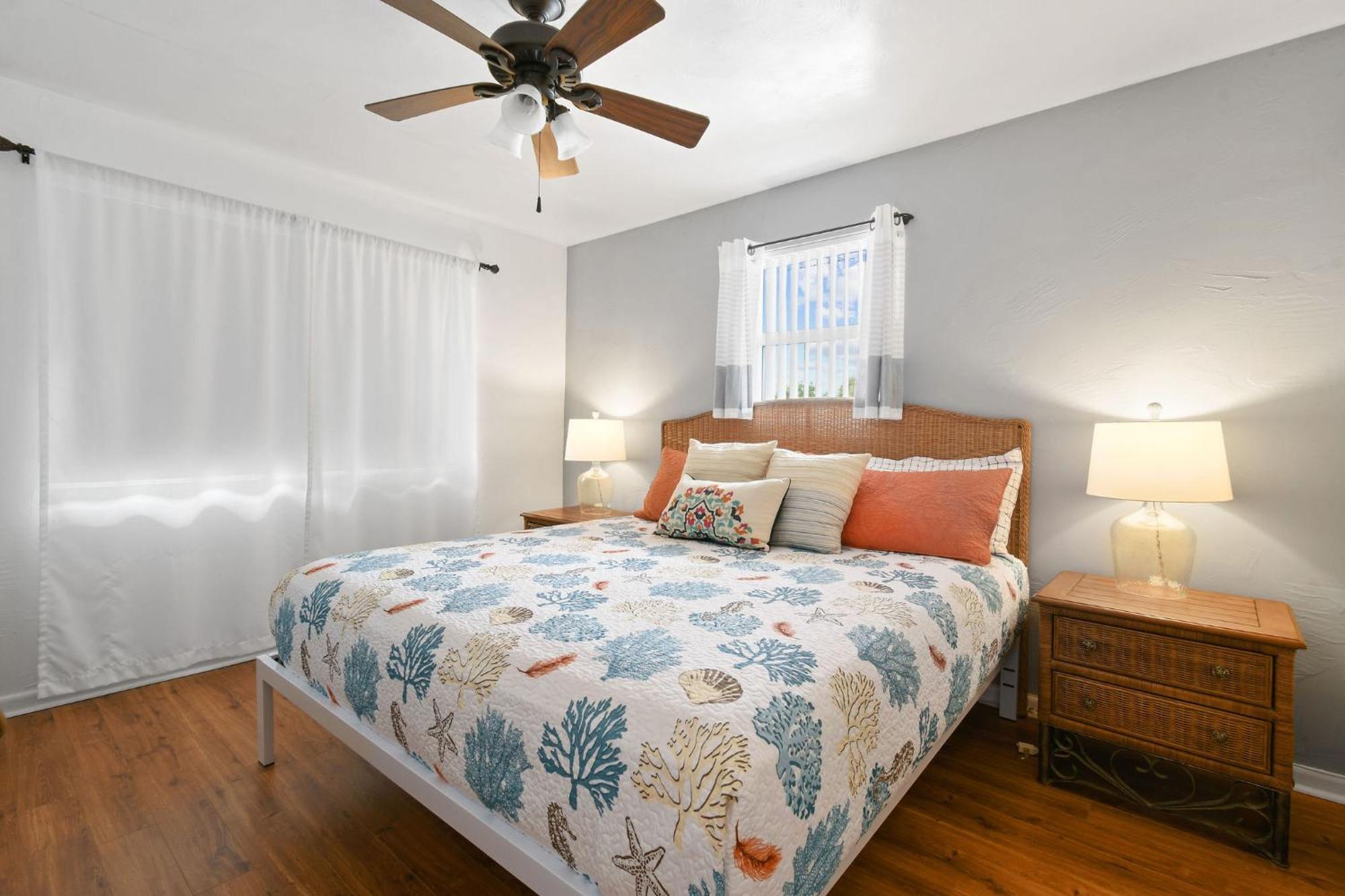 Sunshine Shores Boutique Apartments Palm Beach Shores Buitenkant foto