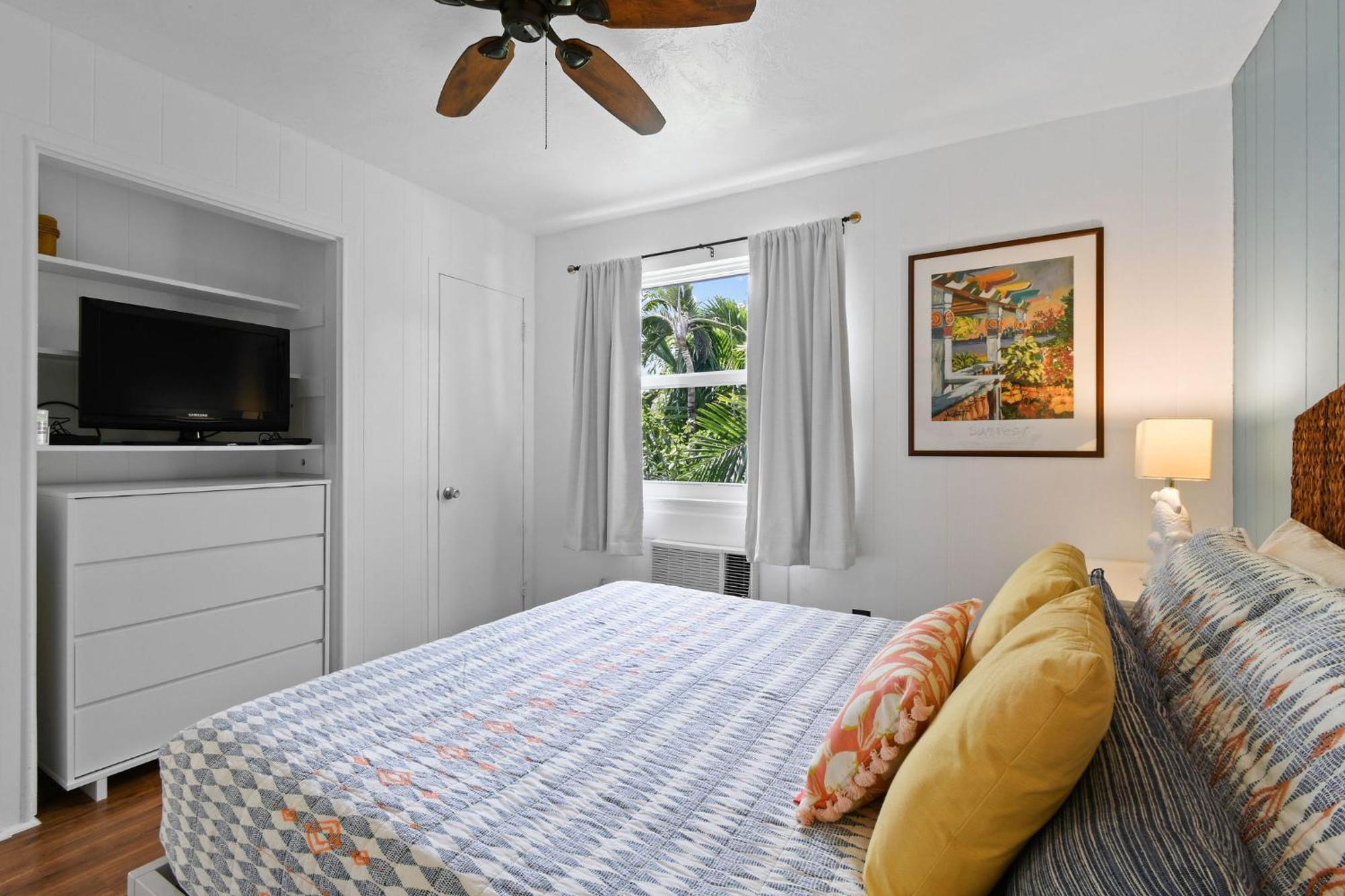 Sunshine Shores Boutique Apartments Palm Beach Shores Buitenkant foto
